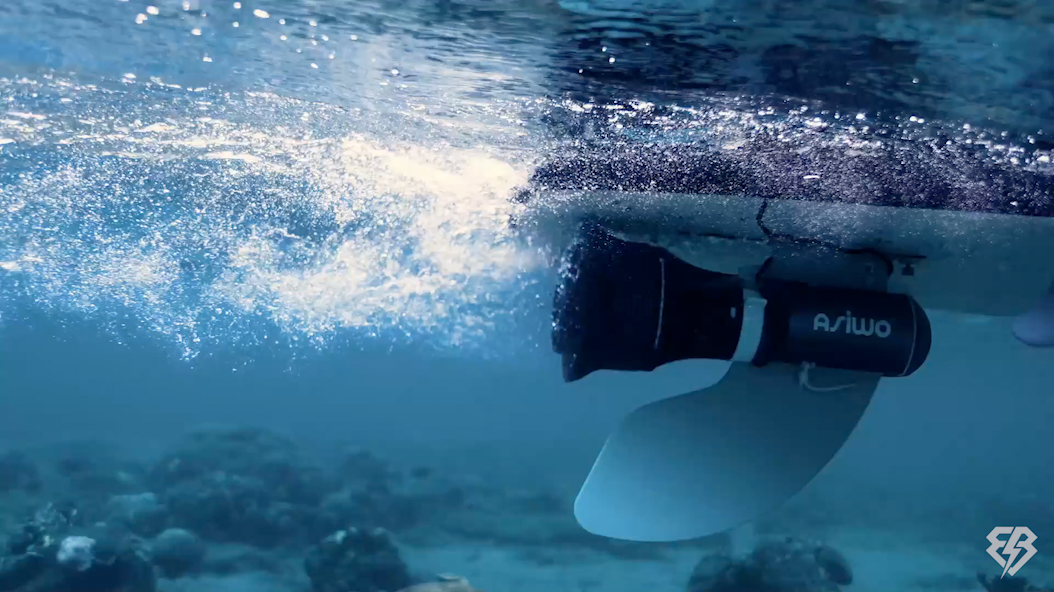Rent an underwater thruster with gopro mount from Montana Boarders, delivered door-to-dock in the Flathead Valley